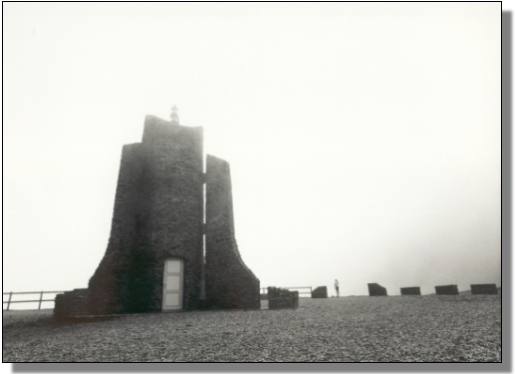 Leuchtturm im Nebel / Lighting Tower in the Fog